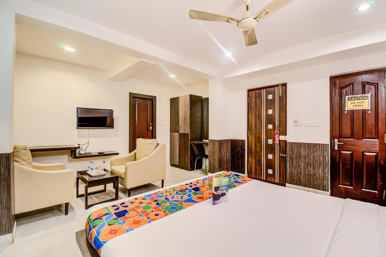 Capital Suites Bangalore Bagian luar foto