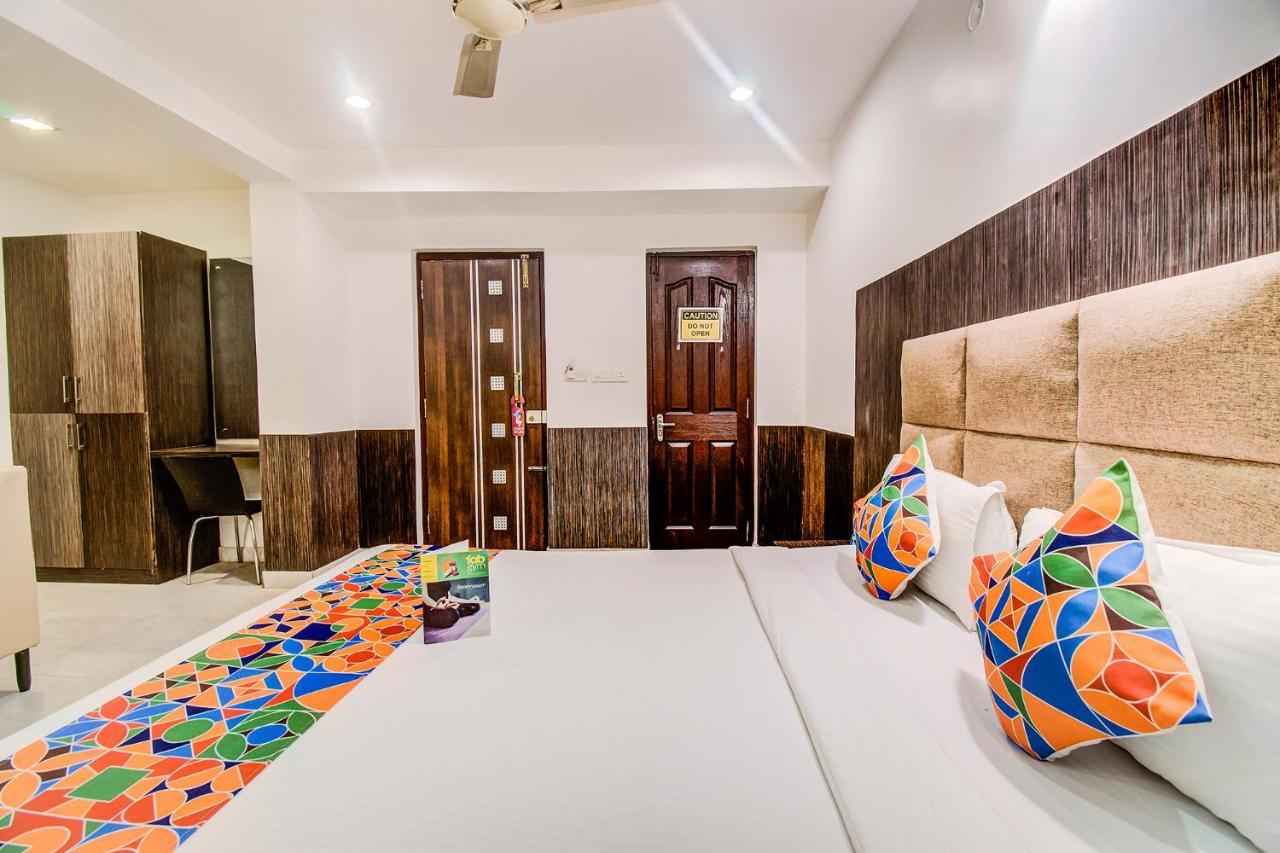 Capital Suites Bangalore Bagian luar foto