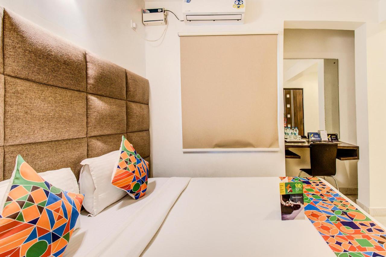 Capital Suites Bangalore Bagian luar foto
