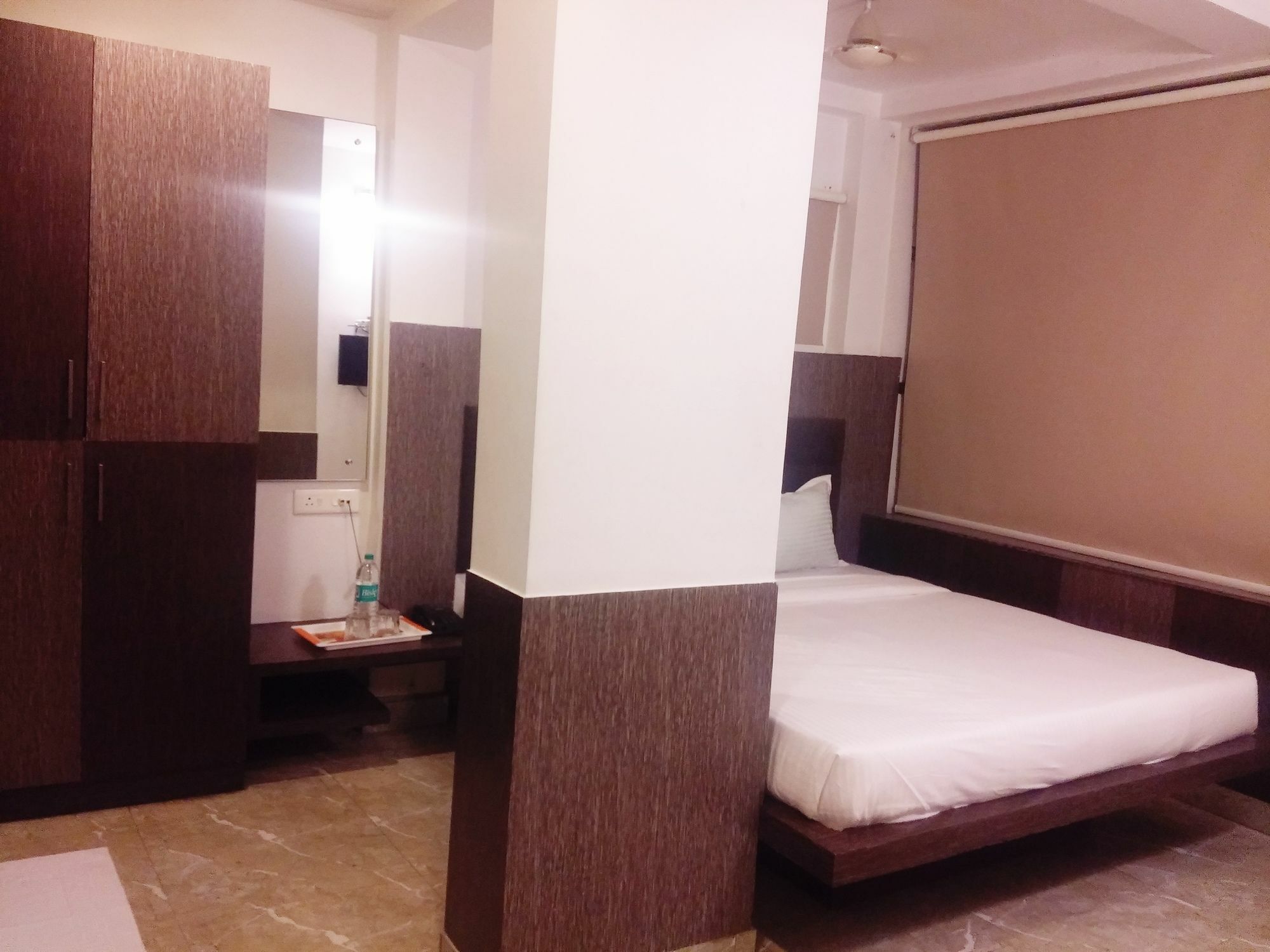Capital Suites Bangalore Bagian luar foto
