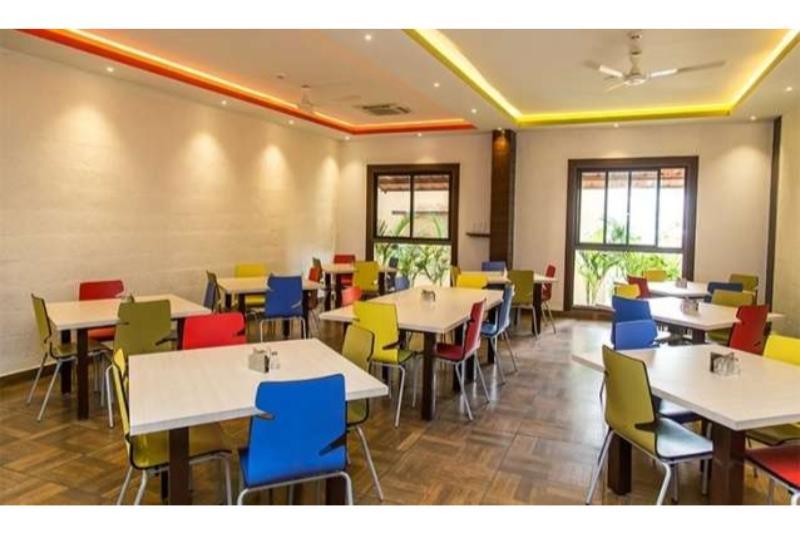 Capital Suites Bangalore Bagian luar foto