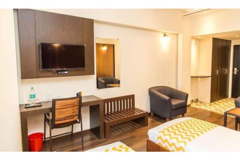 Capital Suites Bangalore Bagian luar foto